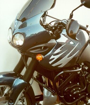 Szyba MRA  TOURING TRIUMPH TIGER 955  02-